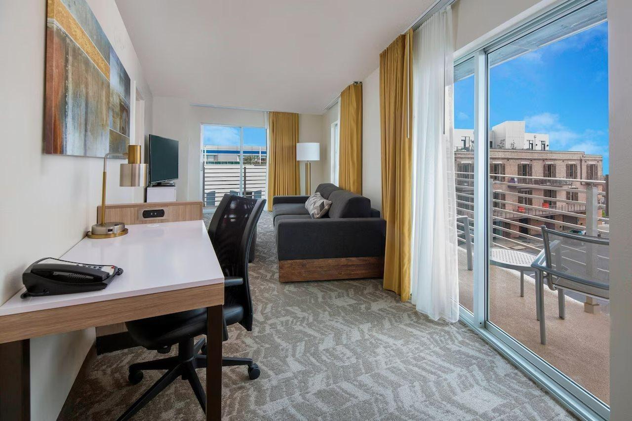 Springhill Suites By Marriott New Orleans Warehouse Arts District Exteriör bild